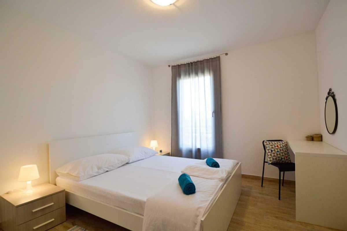 Apartament Leut Apartment, 3min Beach, 15min Center *