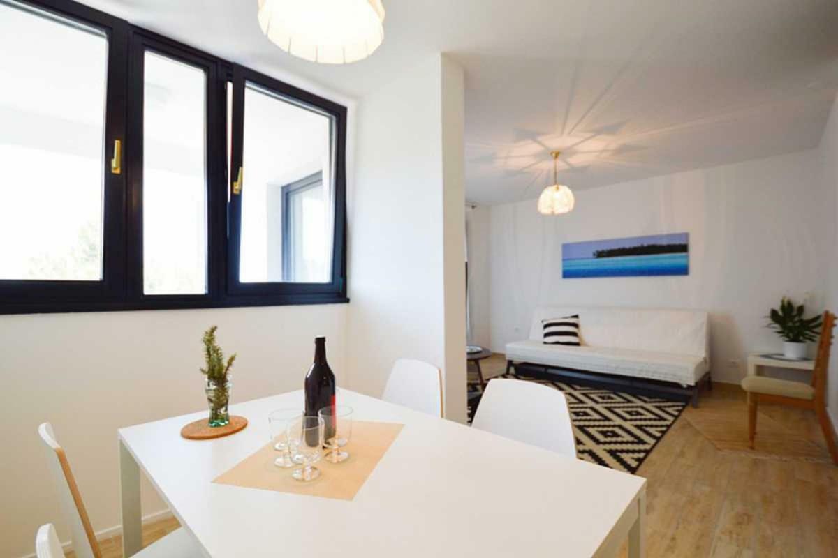 Leut Apartment, 3min Beach, 15min Center Apartament *