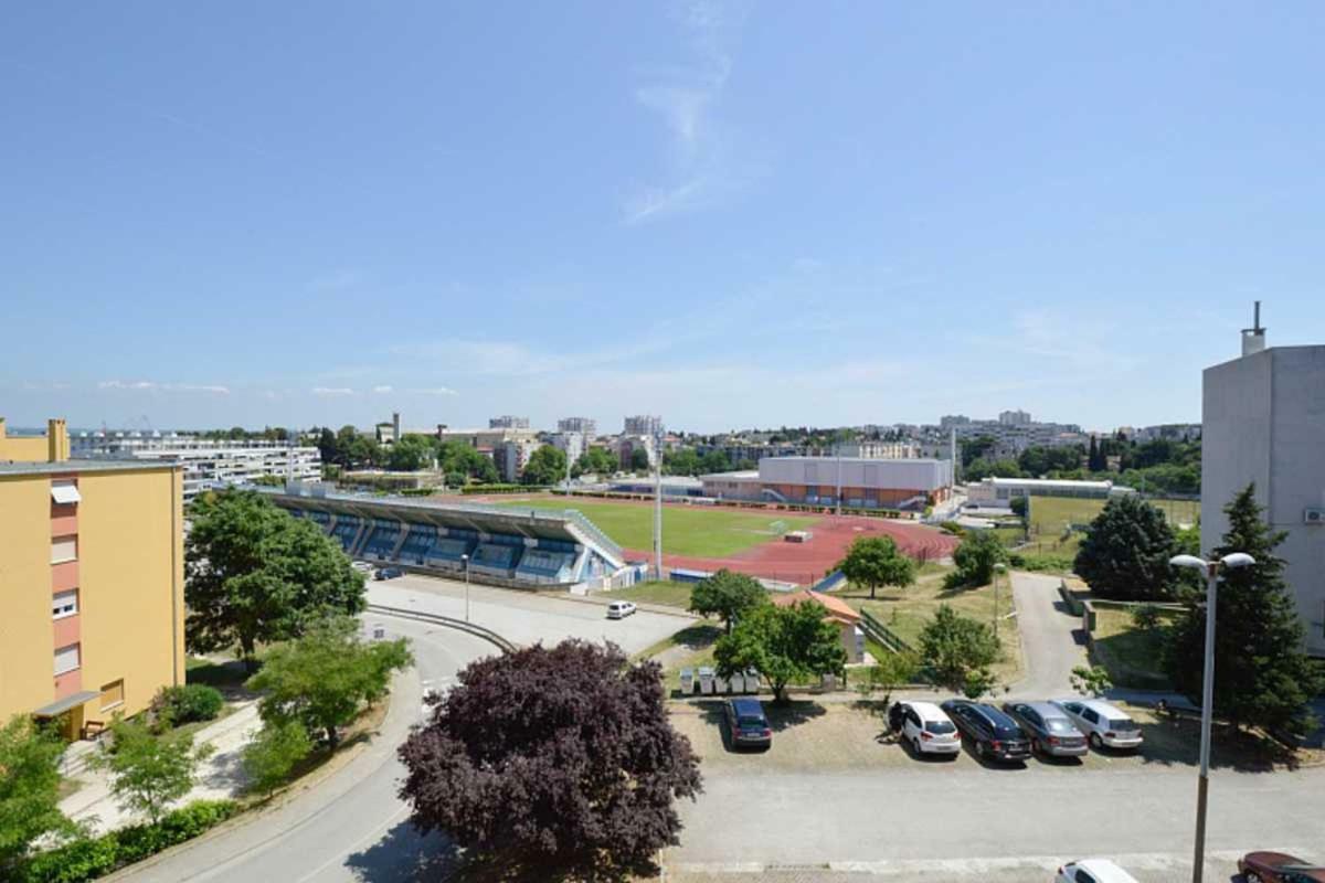 Leut Apartment, 3min Beach, 15min Center Apartament