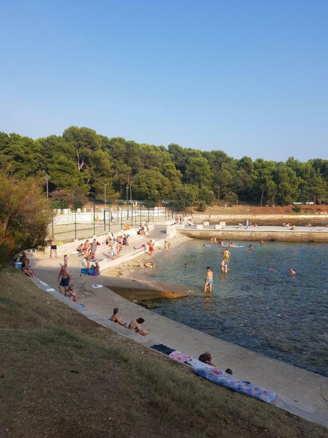 Leut Apartment, 3min Beach, 15min Center * Pula